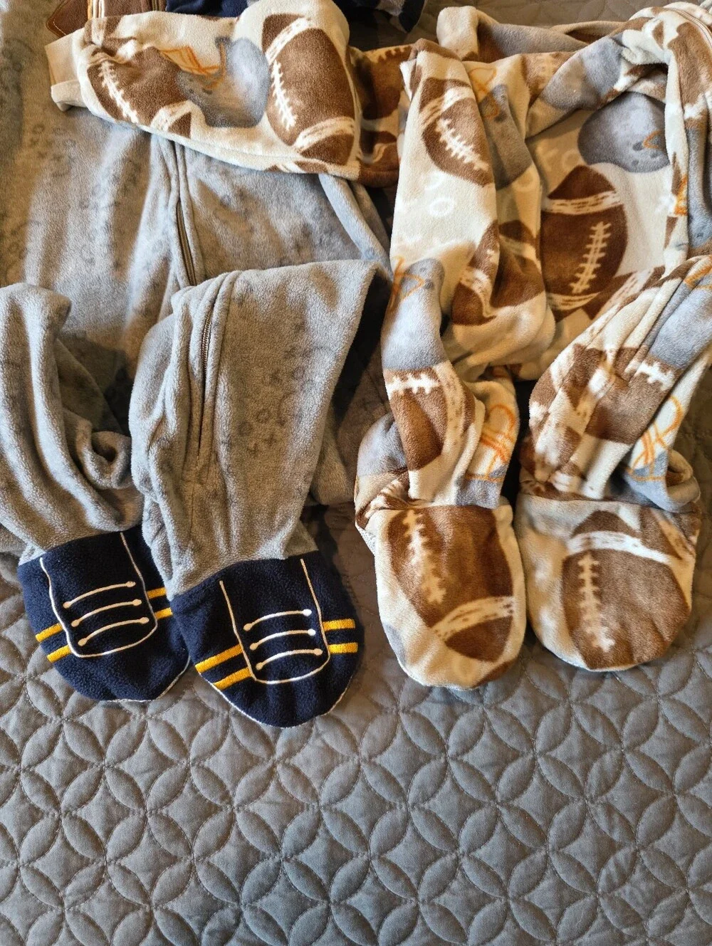 Toddler Football Themed Full Zip Up Footie Fleece Pajamas, 5T, Blue, Gray, Brown
